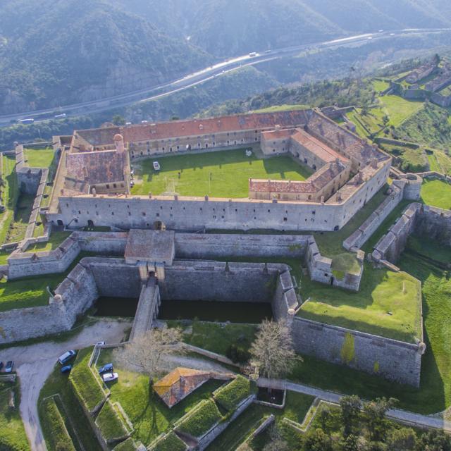 Fort Belle Garde Le Perhus