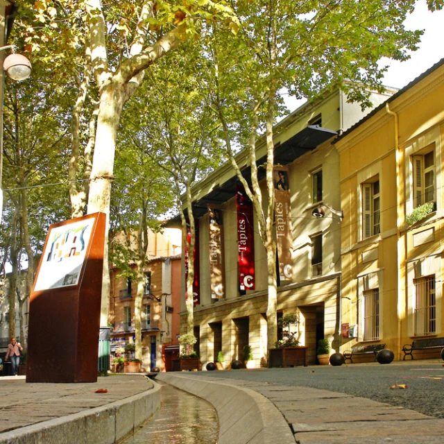 Mairie Musee Canal